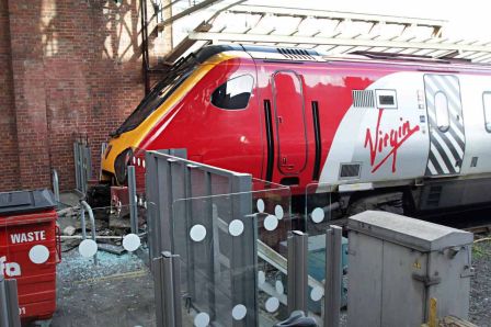 Train crashed into Chester Station ©Camilla Long